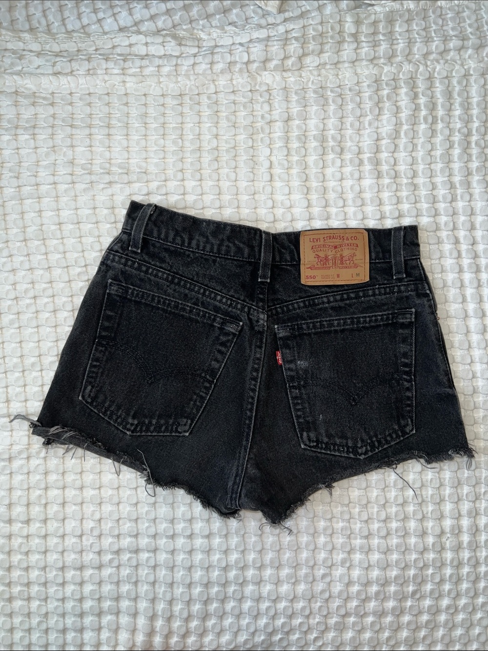 Levi's Black Cutoff 550 Shorts with Raw Hem
